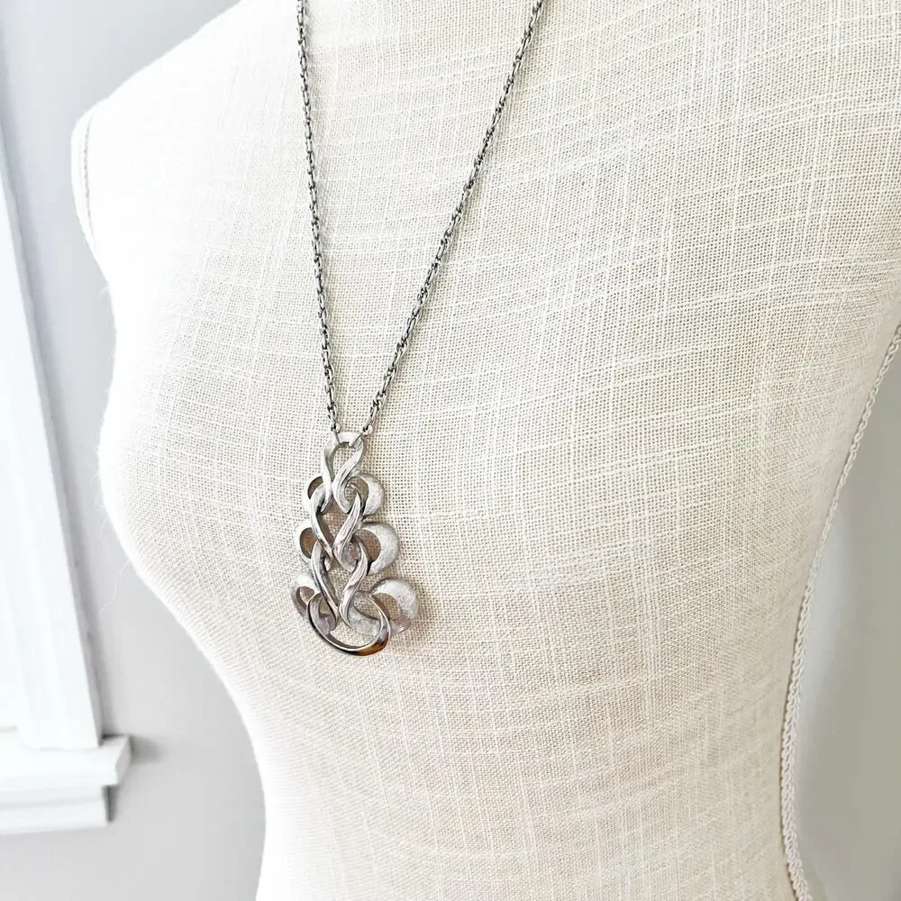 Crown Trifari Vintage Silver Braided Swirl Pendant Necklace